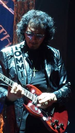 Tony at Westfallenhalle Arena in Dortmund, Germany, 30 November 2013. By Lorraine Parker